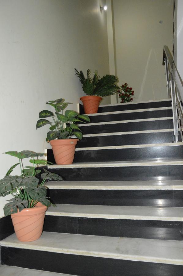 Dhaulpur Hotel Rb Palace מראה חיצוני תמונה