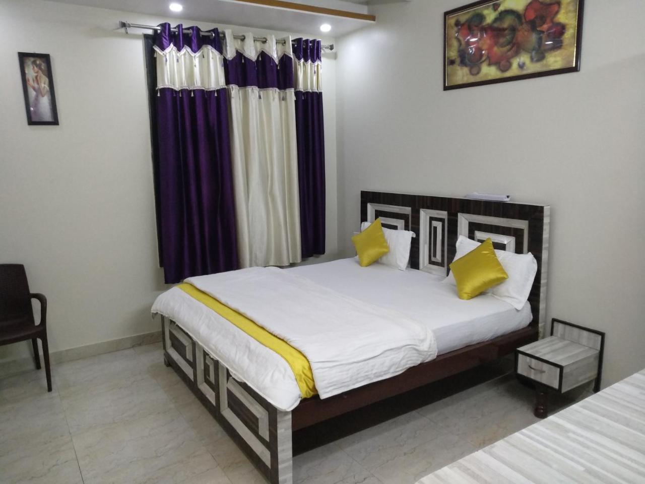 Dhaulpur Hotel Rb Palace מראה חיצוני תמונה