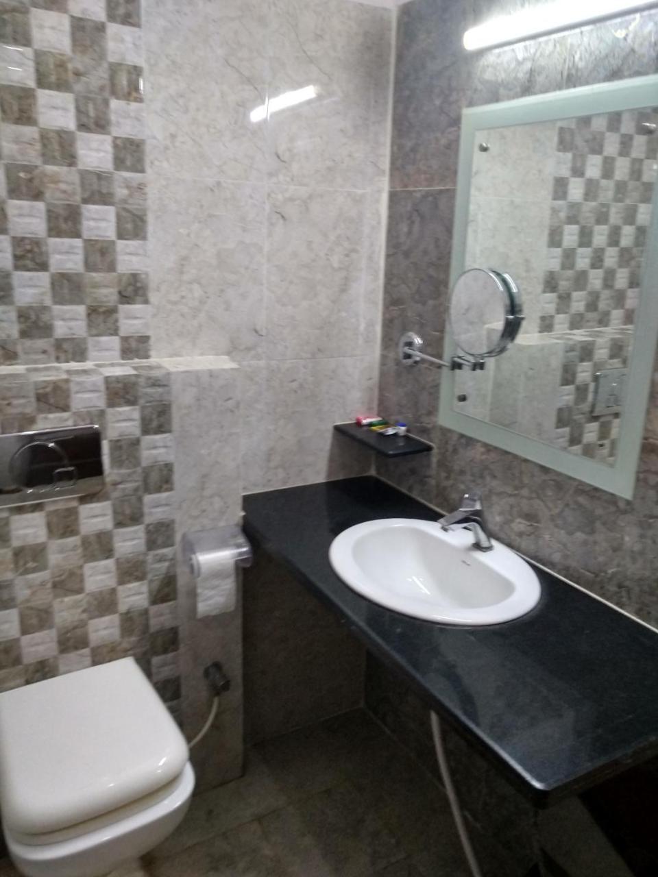 Dhaulpur Hotel Rb Palace מראה חיצוני תמונה