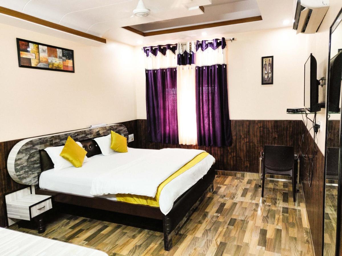 Dhaulpur Hotel Rb Palace מראה חיצוני תמונה