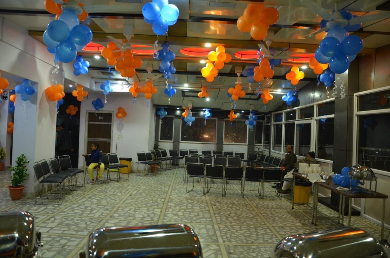 Dhaulpur Hotel Rb Palace מראה חיצוני תמונה