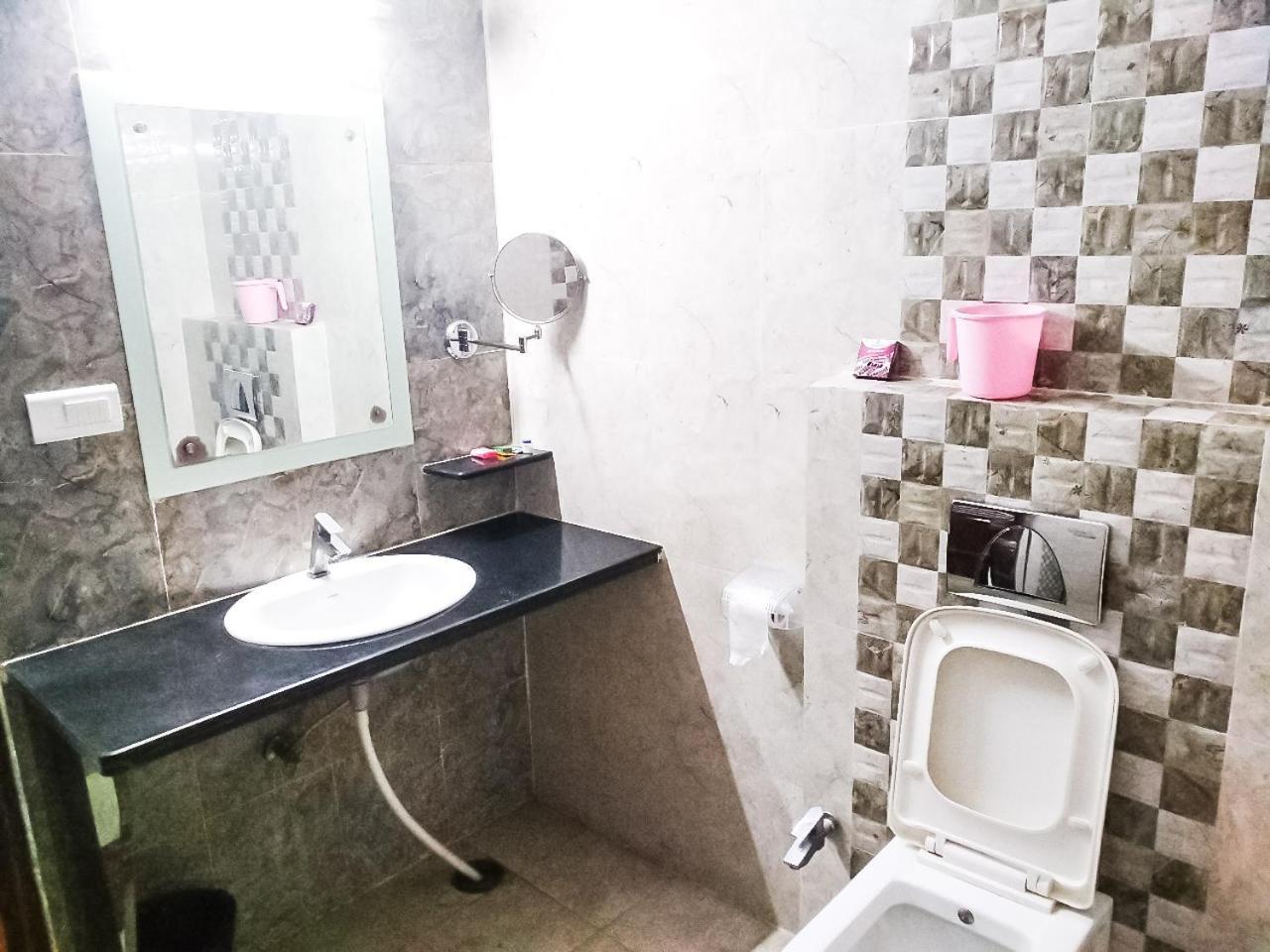 Dhaulpur Hotel Rb Palace מראה חיצוני תמונה